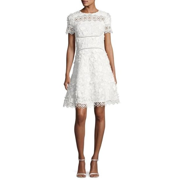 Elie Tahari Dresses & Skirts - Elie Tahari Short-Sleeve Floral Applique & Lace Dress